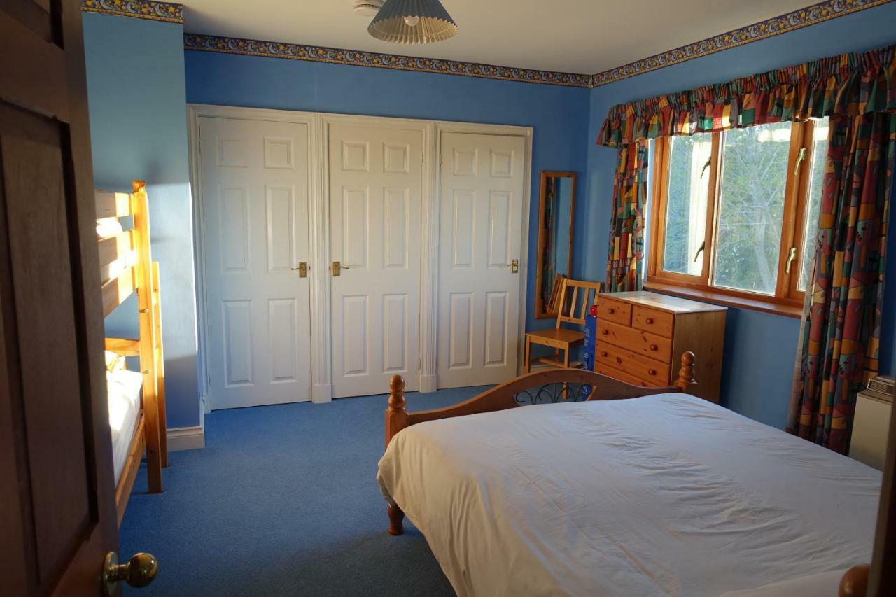 Tyddyn Crwn Country-House Apartments Beaumaris Dış mekan fotoğraf